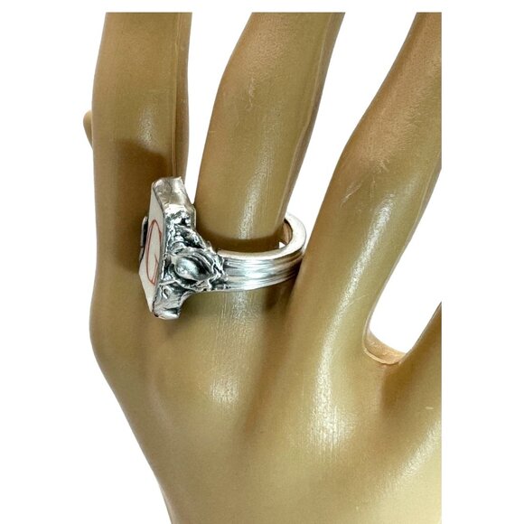 Peter Rabbit Alphabet Broken China Ring & 1847 Rogers Bro 3X SP Spoon Handle 7.5 - Picture 4 of 17